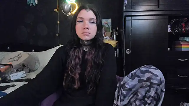 Lilmarieee online show from 11, 11, 2025