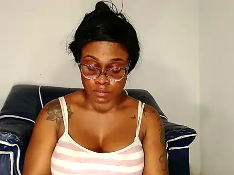 Snapshot of alexiaao9 chatting on 13, 9, 2025 alexiaao9 online show from 13, 9, 2025