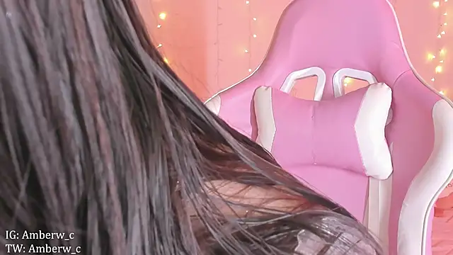 Ambeerouse online show from 12, 3, 2025