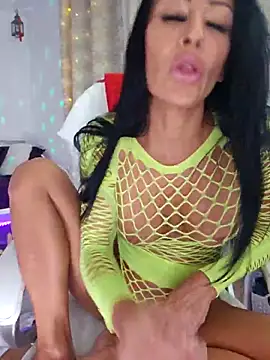 KristaCash online show from 14, 9, 2025