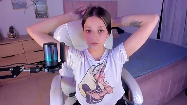 Amaia Daniells online show from 11, 2, 2025