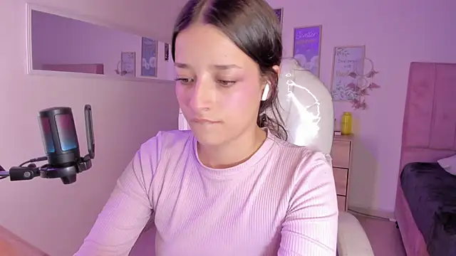 Amaia Daniells online show from 13, 9, 2025