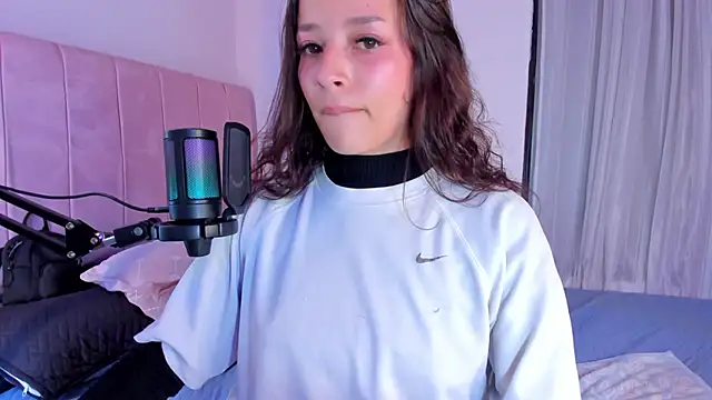 Amaia Daniells online show from 13, 3, 2025