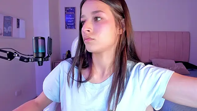 Amaia Daniells online show from 24, 2, 2025