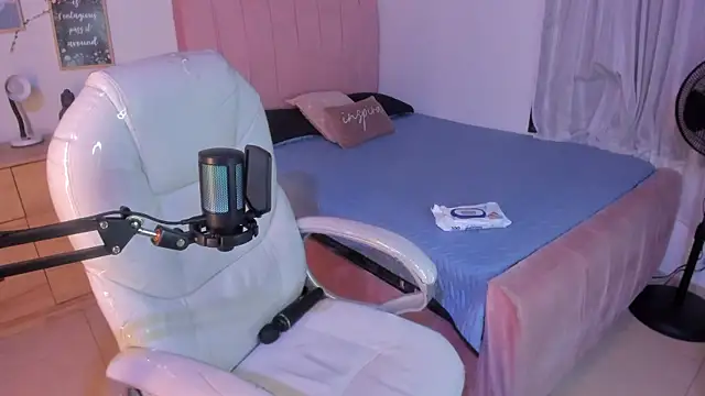 Amaia Daniells online show from 7, 2, 2025