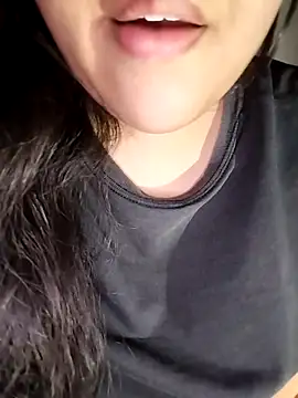 Annerae online show from 3, 11, 2025