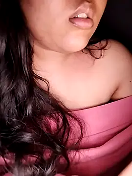 Annerae online show from 5, 10, 2025