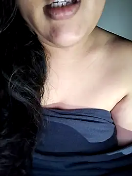 Annerae online show from 25, 9, 2025