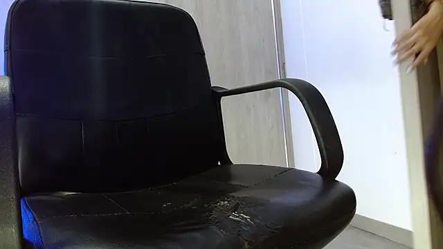 Meghan stonne  online show from 10, 3, 2026