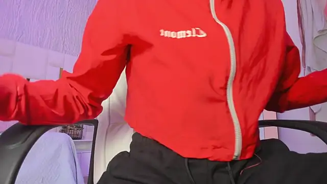 Meghan stonne  online show from 14, 12, 2025