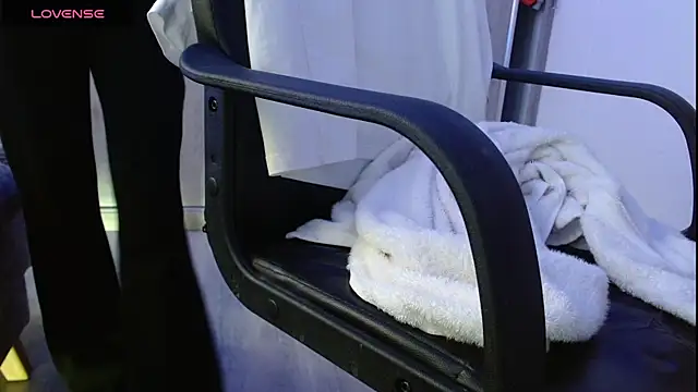 Meghan stonne  online show from 24, 2, 2026