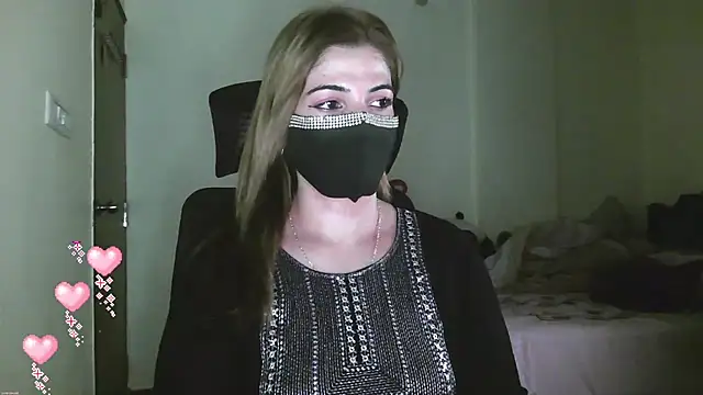 Cute Sonii online show from 4, 6, 2026