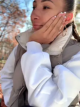 Snapshot of YOUR-KARINA chatting on 2, 11, 2025 YOUR-KARINA online show from 2, 11, 2025