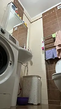 Snapshot of YOUR-KARINA chatting on 4, 11, 2025 YOUR-KARINA online show from 4, 11, 2025