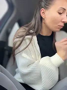 Snapshot of YOUR-KARINA chatting on 20, 2, 2025 YOUR-KARINA online show from 20, 2, 2025