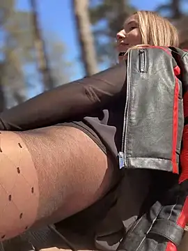 Snapshot of YOUR-KARINA chatting on 19, 3, 2025 YOUR-KARINA online show from 19, 3, 2025