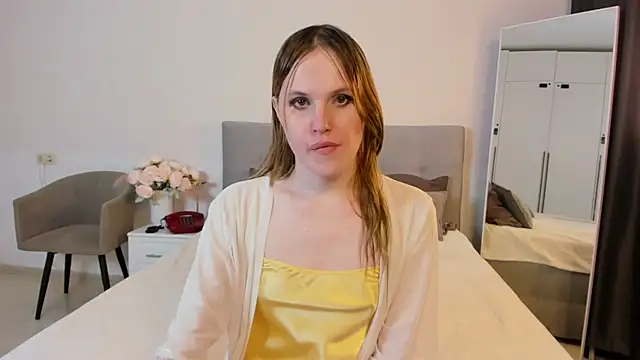 EffieMinki online show from 13, 11, 2025