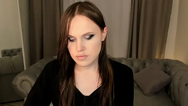 EffieMinki online show from 8, 4, 2026