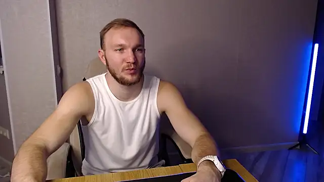 Toress1 online show from 5, 3, 2025