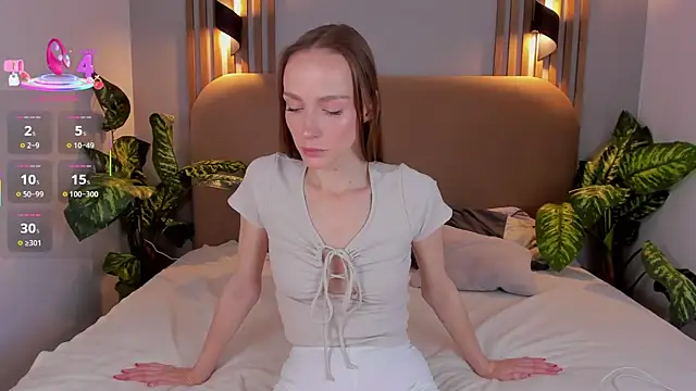 Kira Quinn online show from 31, 10, 2025