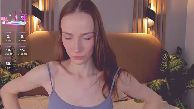 Kira Quinn online show from 23, 12, 2025