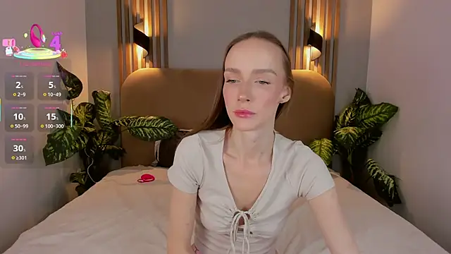 Kira Quinn online show from 10, 11, 2025