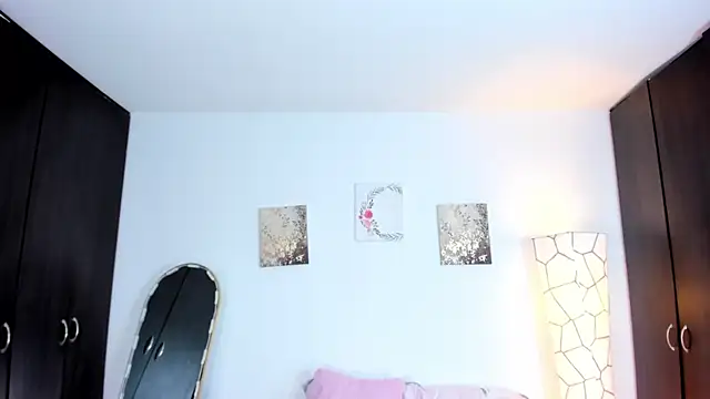 SarahCinnamon- online show from 3, 4, 2026