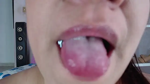 emiligrey  online show from 2, 3, 2025