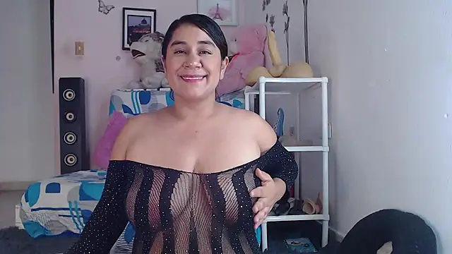 emiligrey  online show from 14, 3, 2025