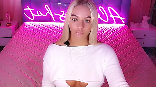 Snapshot of AllwaysHotJ chatting on 3, 2, 2026 AllwaysHotJ online show from 3, 2, 2026