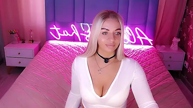 AllwaysHotJ online show from 4, 4, 2026