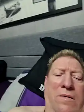 tomtom111111 online show from 19, 12, 2024