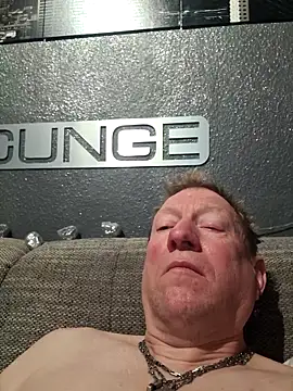 tomtom111111 online show from 16, 12, 2025