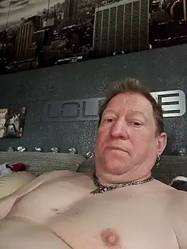 tomtom111111 online show from 18, 11, 2025