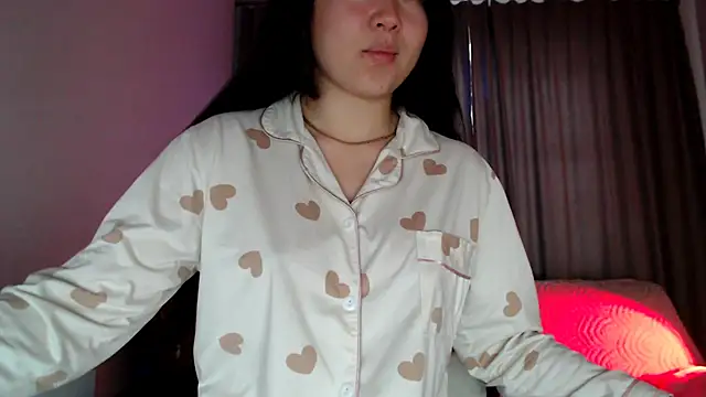 Snapshot of Lili_asian chatting on 16, 10, 2025 Lili asian online show from 16, 10, 2025