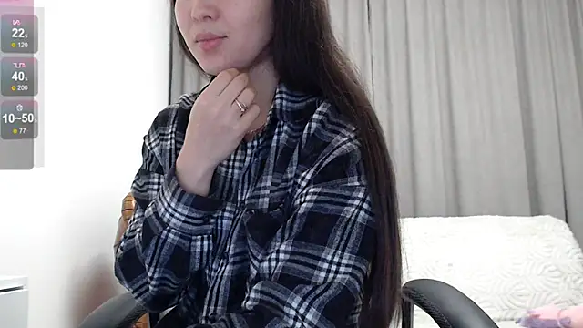 Snapshot of Lili_asian chatting on 31, 10, 2025 Lili asian online show from 31, 10, 2025