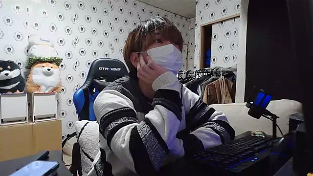 pychan online show from 14, 3, 2025