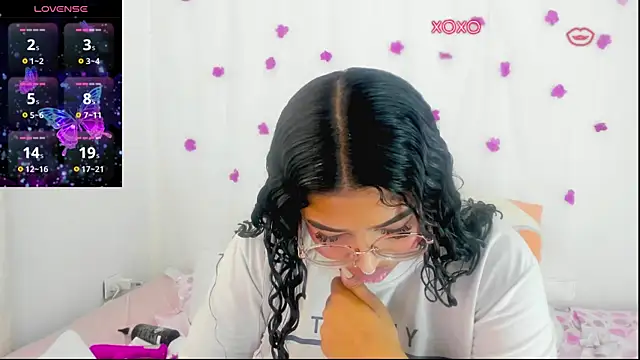 moana taylor online show from 6, 10, 2025