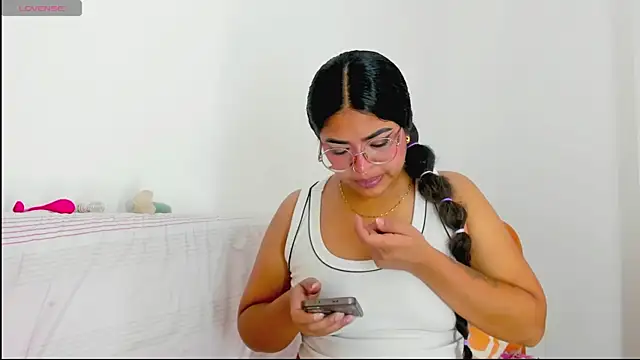 moana taylor online show from 10, 5, 2026