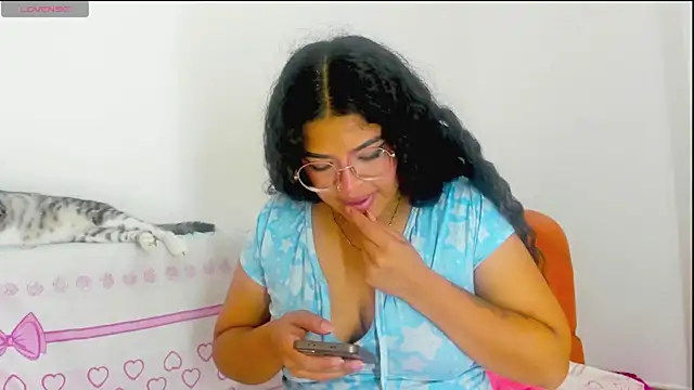 moana taylor online show from 17, 5, 2026