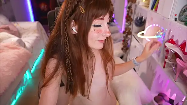 Cissy Glitter online show from 12, 1, 2025