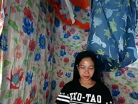 PinaySkinnyGirl online show from 12, 1, 2026