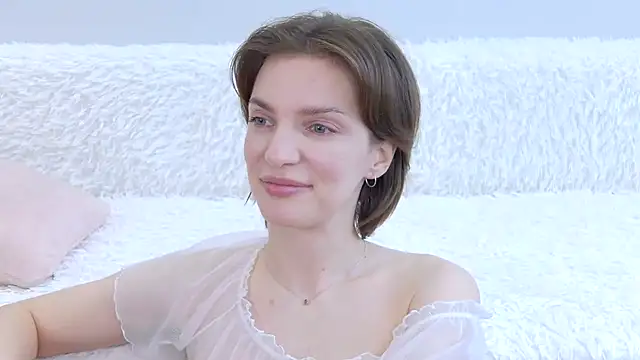 Beauty Alex online show from 6, 2, 2026