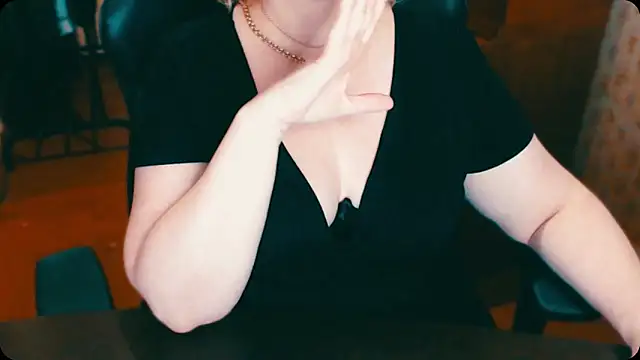 Snapshot of AlisaHot55 chatting on 18, 3, 2025 AlisaHot55 online show from 18, 3, 2025