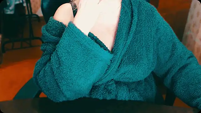 Snapshot of AlisaHot55 chatting on 27, 2, 2025 AlisaHot55 online show from 27, 2, 2025