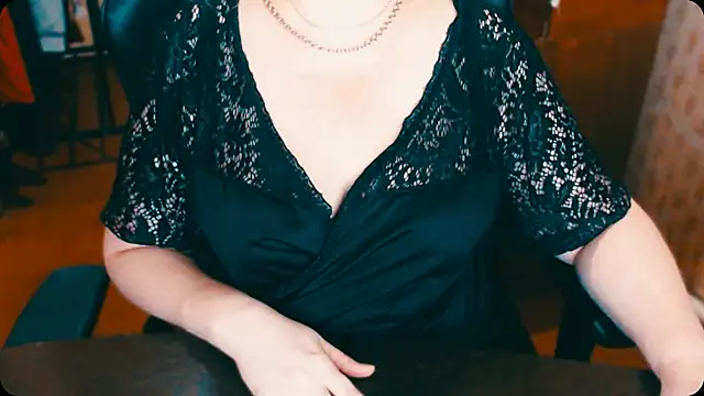 Snapshot of AlisaHot55 chatting on 5, 3, 2025 AlisaHot55 online show from 5, 3, 2025