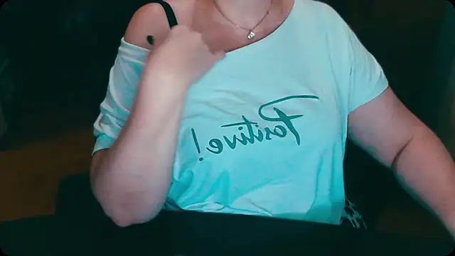 Snapshot of AlisaHot55 chatting on 27, 10, 2025 AlisaHot55 online show from 27, 10, 2025