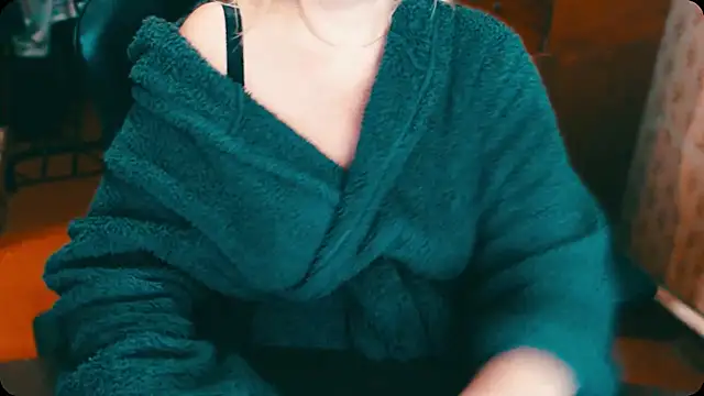 Snapshot of AlisaHot55 chatting on 27, 2, 2025 AlisaHot55 online show from 27, 2, 2025