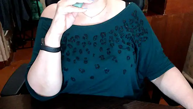 AlisaHot55 online show from 2, 4, 2026