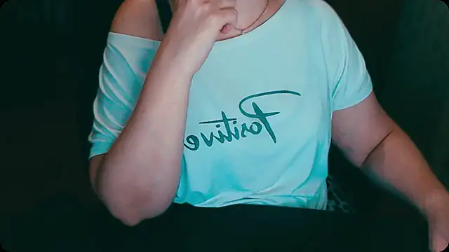 Snapshot of AlisaHot55 chatting on 7, 10, 2025 AlisaHot55 online show from 7, 10, 2025